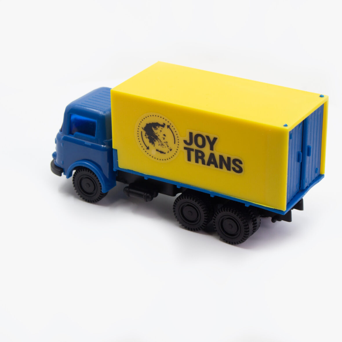 trans yellow b
